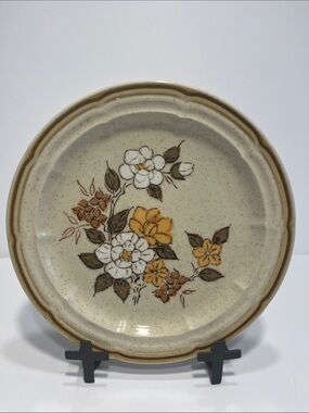 Crown Manor 1 Luncheon Plate 7.5" handpainted Autumn Blossum Japan Vintage 1970